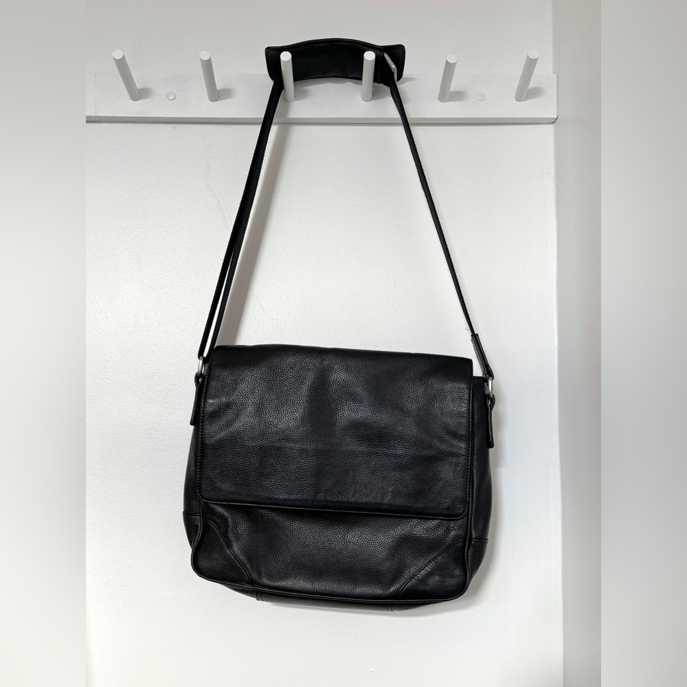 Danier leather messenger bag